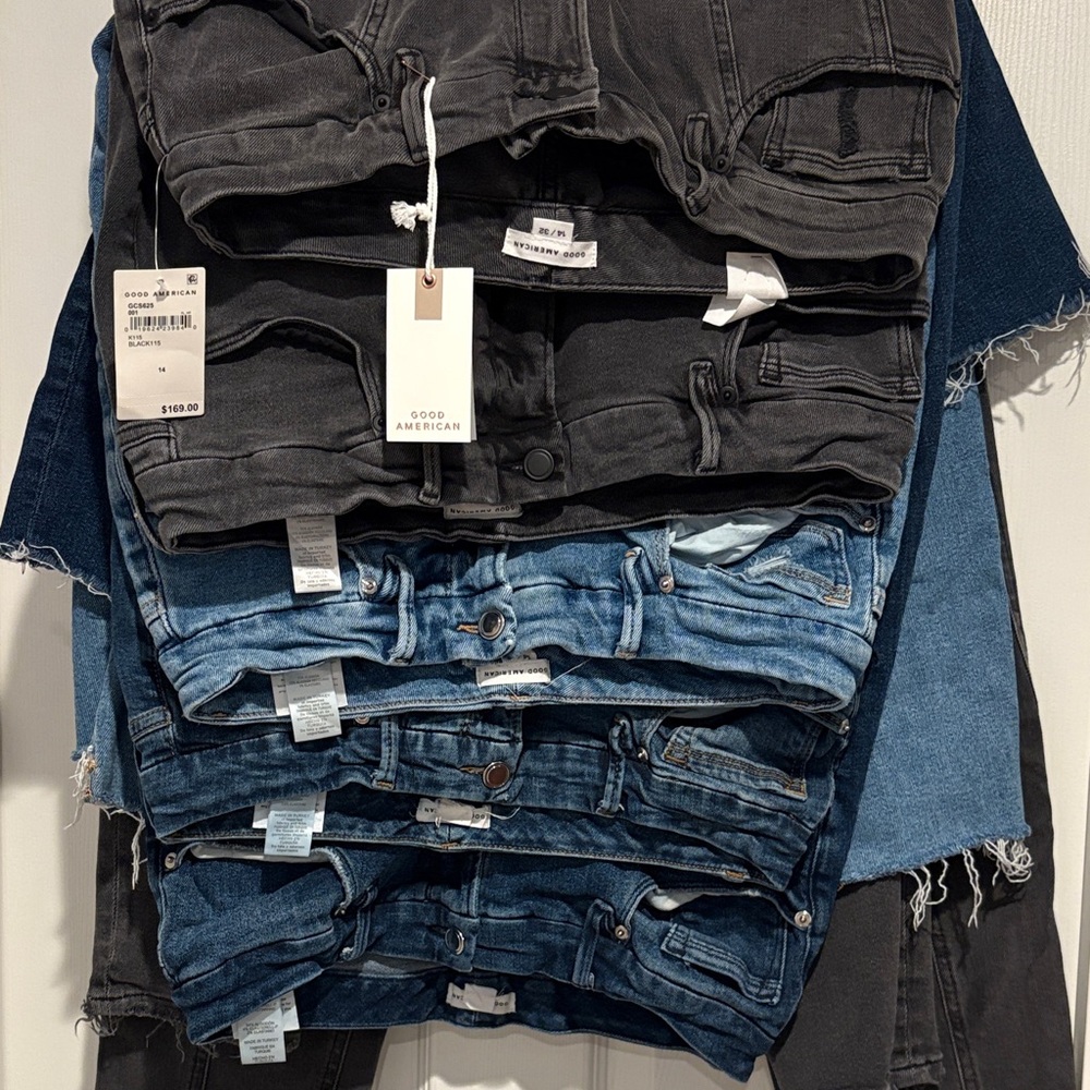 Good American Black and Blue Denim Skinny Jeans (5 pairs)